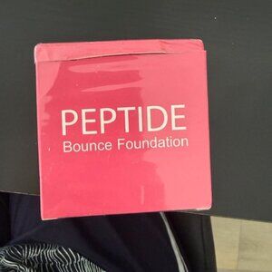 NEW Peptide Bounce Foundation